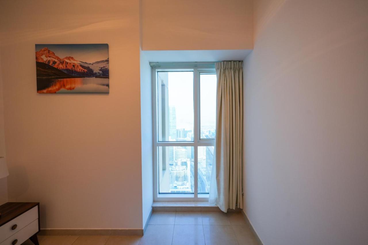 Apartment Experience Iconic Burj Khalifa Views From Dubai