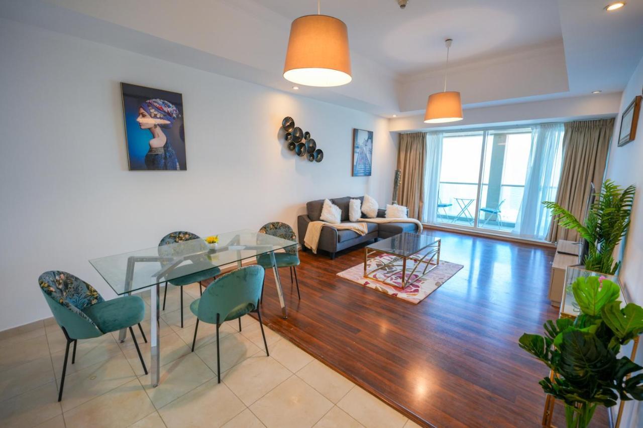 Apartment Experience Iconic Burj Khalifa Views From Dubai