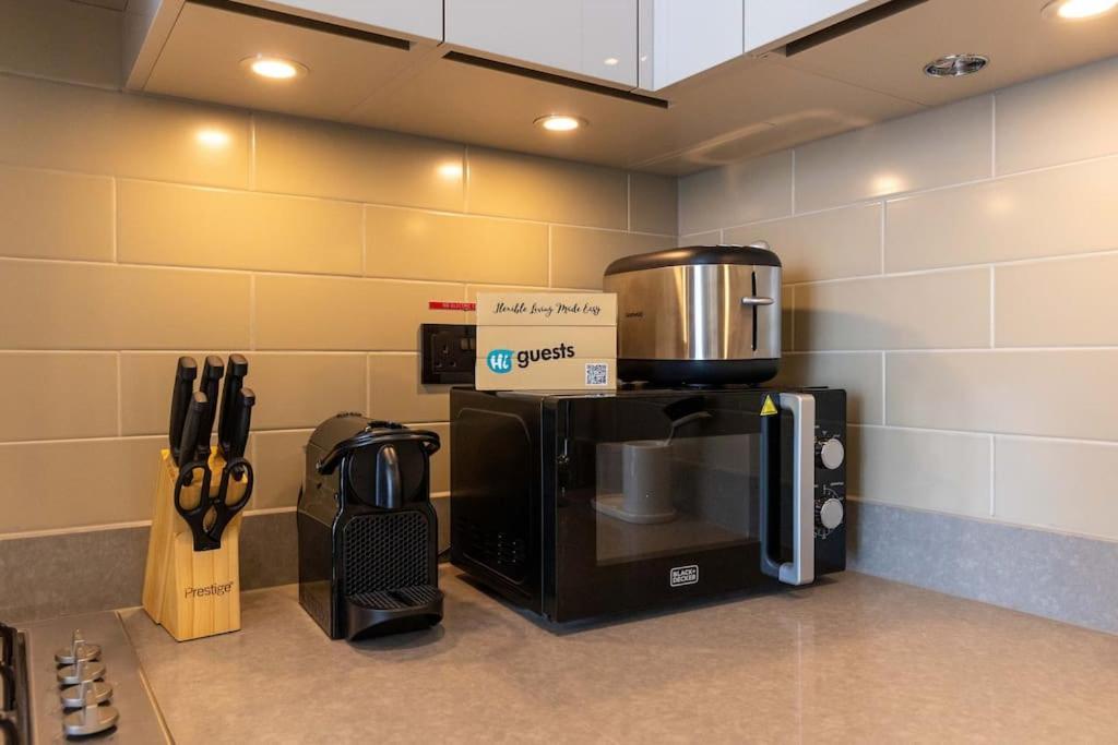 Apartment Higuests - Cozy Apt With Great Facilities In Hartland Dubai