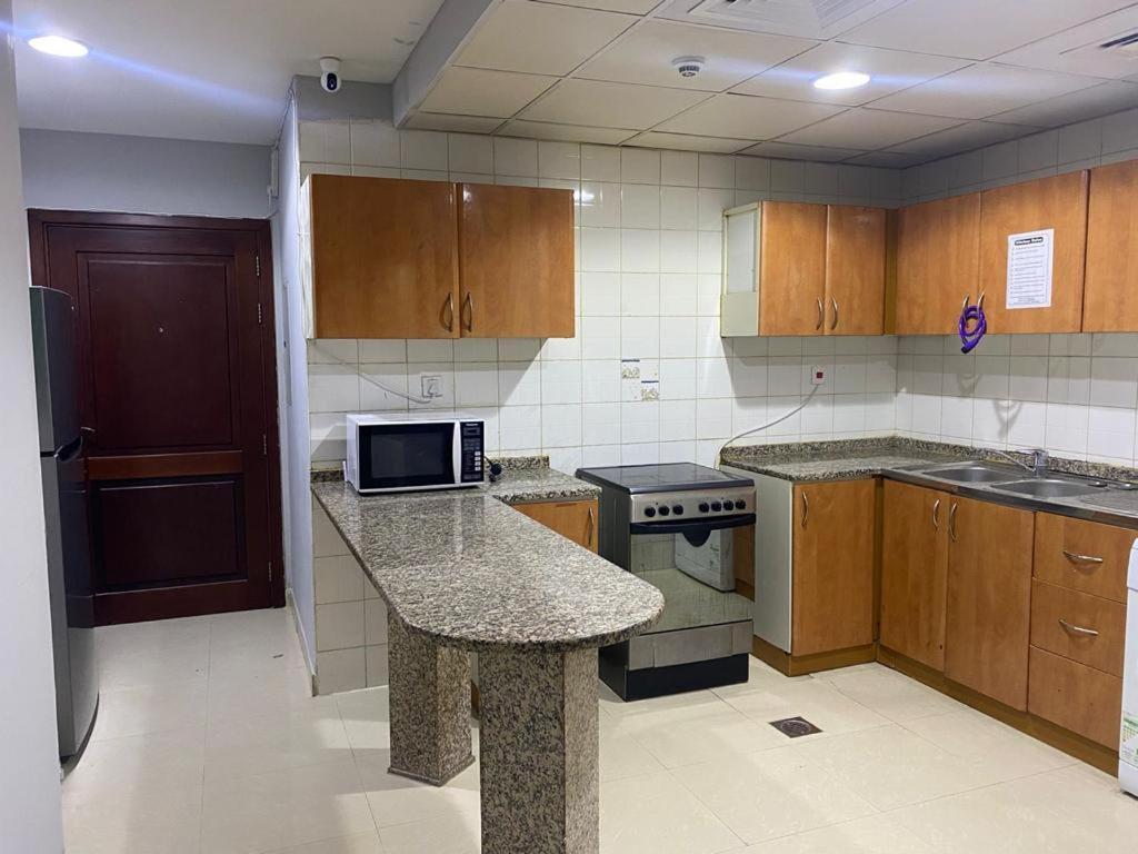 Bedspace In Al Barsha 1 Near Mashreq Metro * Dubai