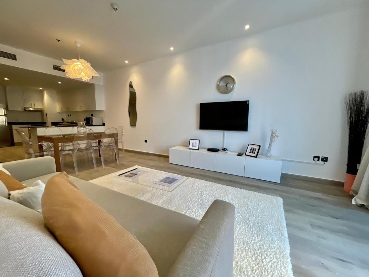 Apartment Deluxe 1 Bedroom - Elite Marina - Sea View *