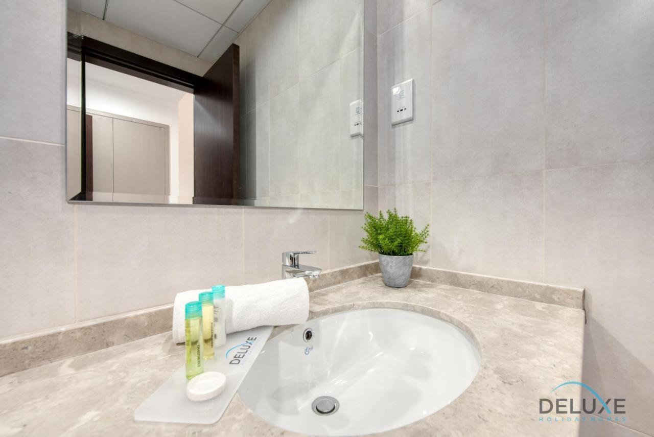 Apartment Vivid 2br At Canal Residences West Sports By Deluxe Homes *