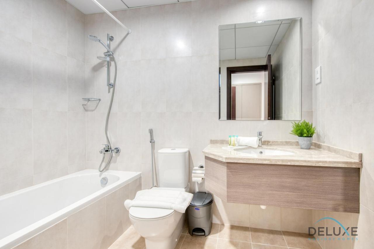 Vivid 2br At Canal Residences West Sports By Deluxe Homes Apartment *