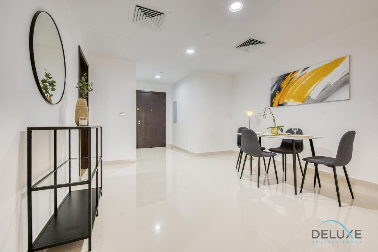 Apartment Vivid 2br At Canal Residences West Sports By Deluxe Homes