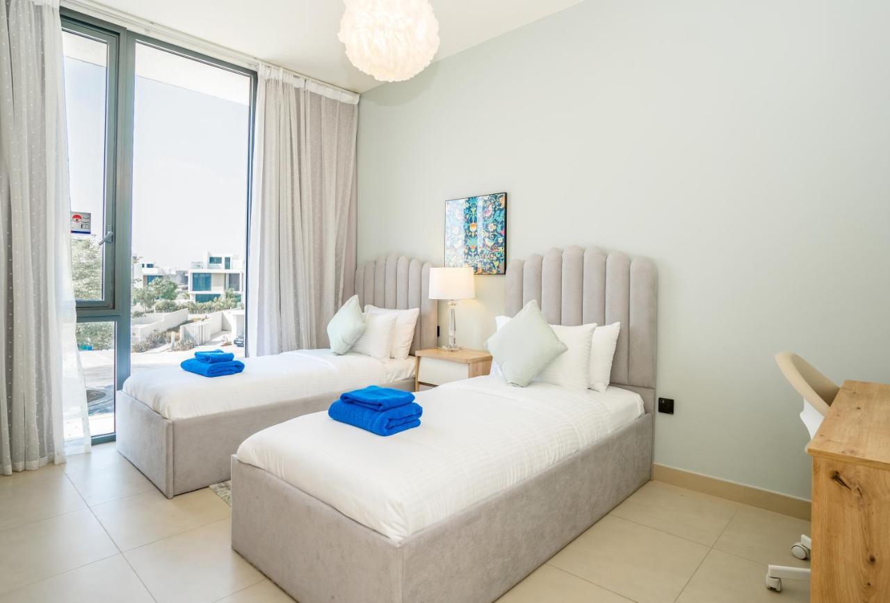 New Arabian Hills Villa- 3 Bedroom & Maid Golf Grove With Private Pool