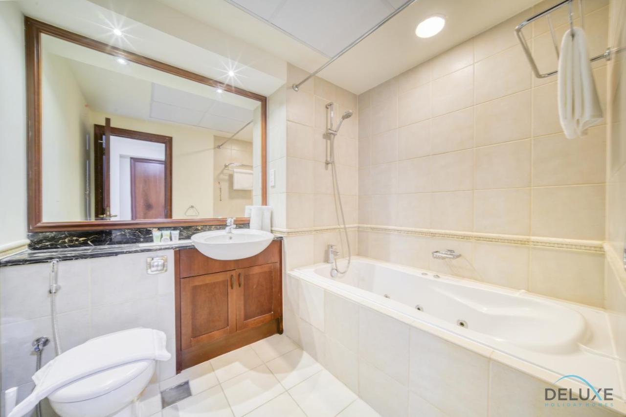 Urban 2br At Al Mesk Tower Marina By Deluxe Homes Apartment