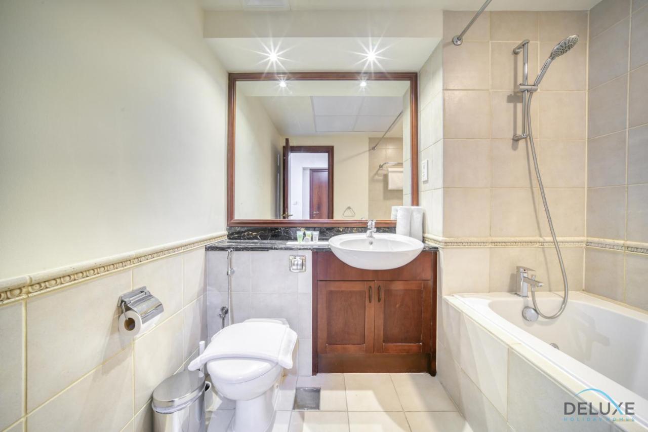 Urban 2br At Al Mesk Tower Marina By Deluxe Homes *