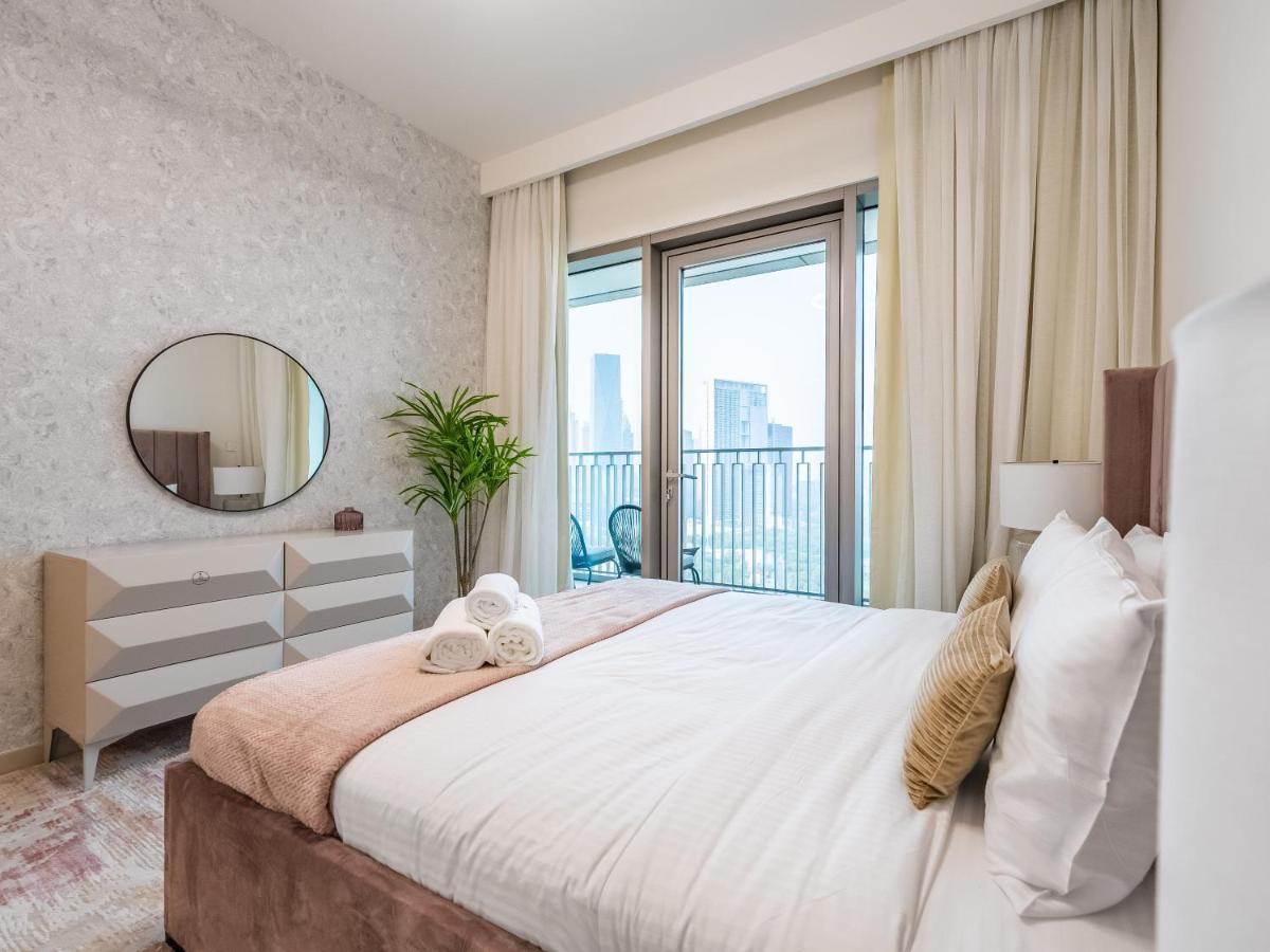 Apartment Phenomenal 2br In Downtown Views Ii Dubai