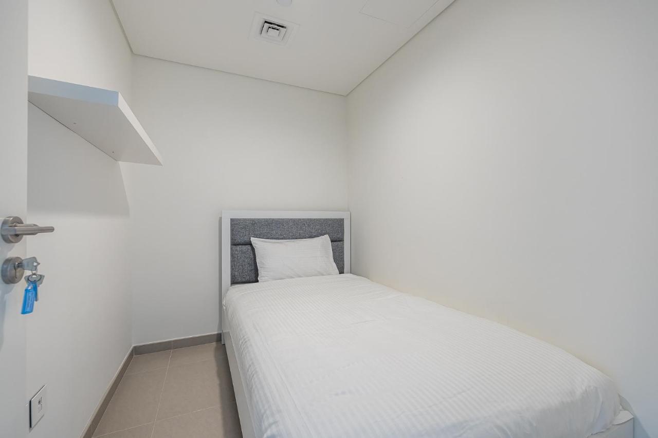 3bdr With Maid I Downtown I Burj Khaliva View Apartment *