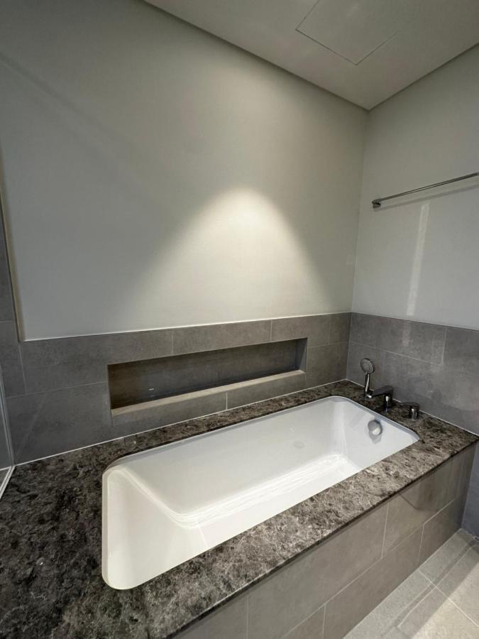 Downtown Apartment Dubai