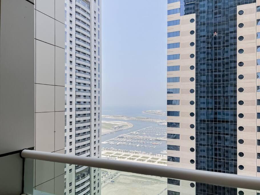 Stonetree - Modern 1 Bedroom Near The