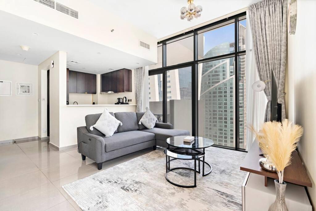 Stonetree - Panoramic View - Modern 1br * Dubai