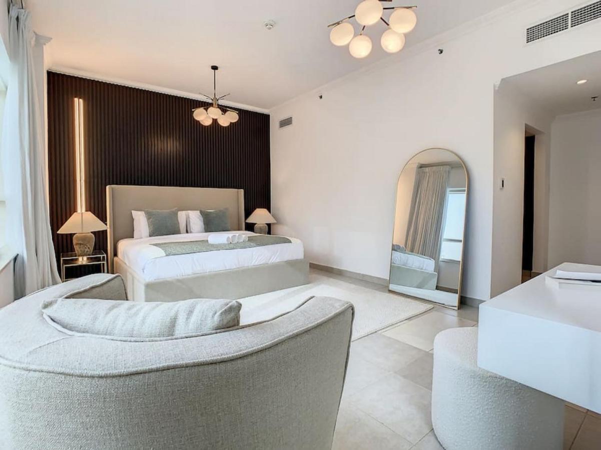 Key View - Marina Quays East Apartment