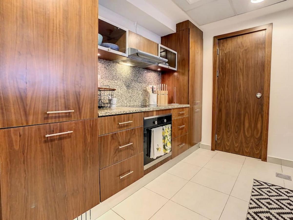 Key View - Marina Quays East *
