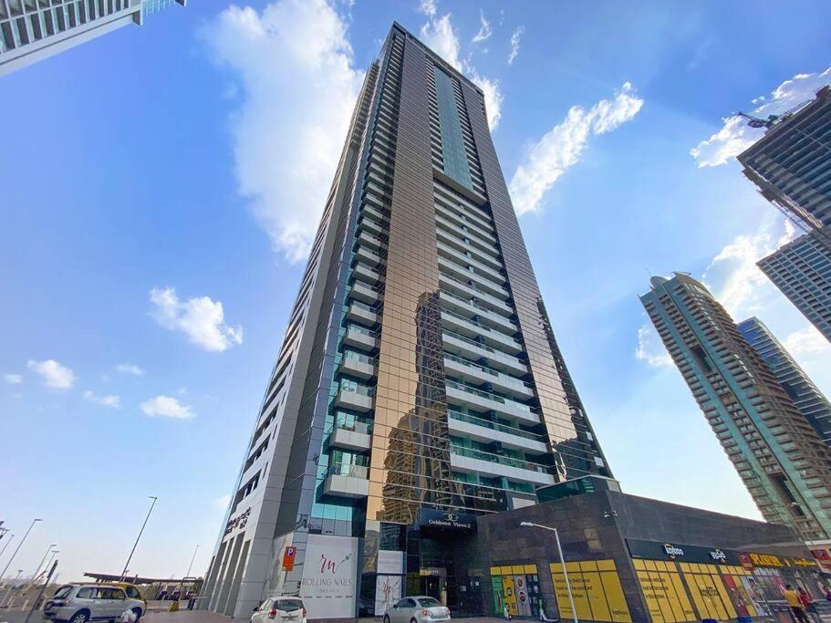 Stonetree - Furnished In Peaceful Community Apartment Dubai