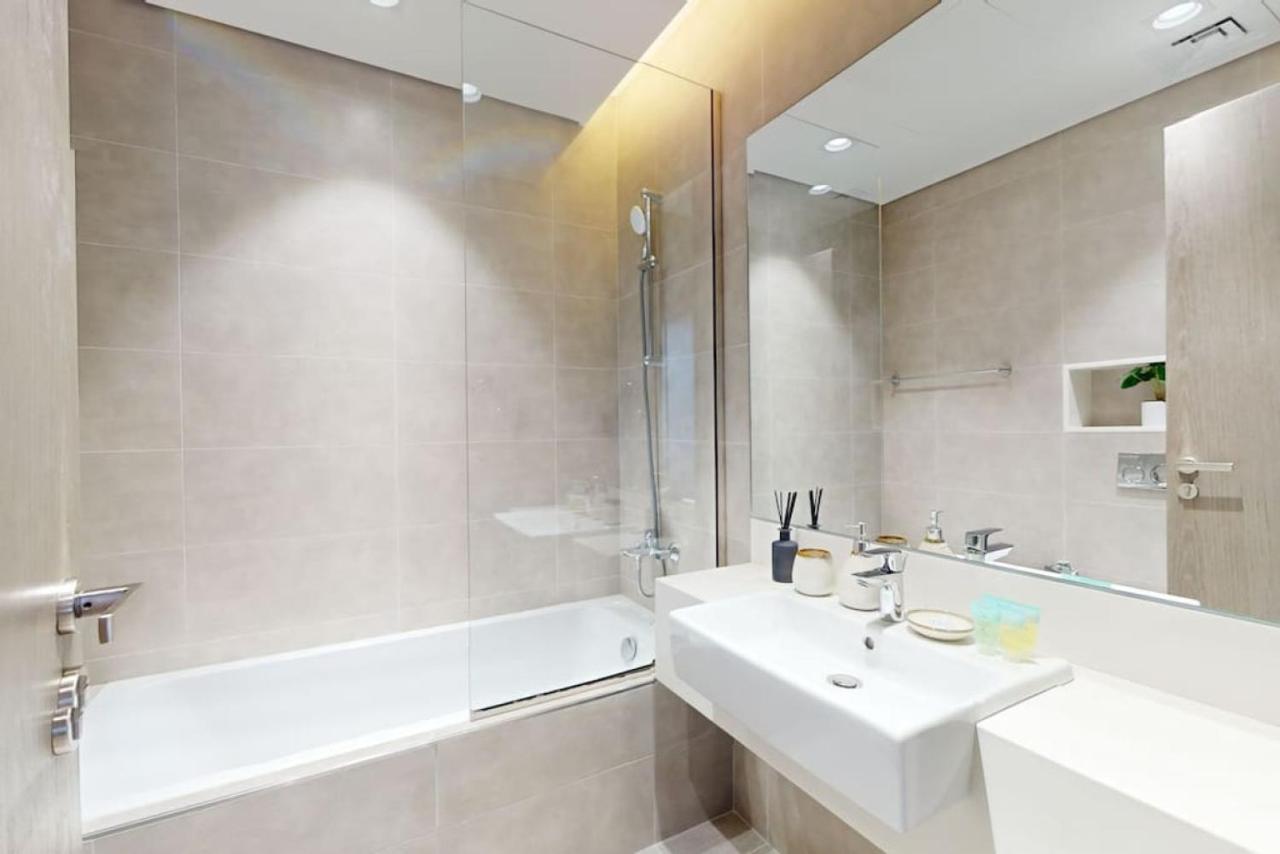 Apartment Residences 21- Elegant One Bedroom