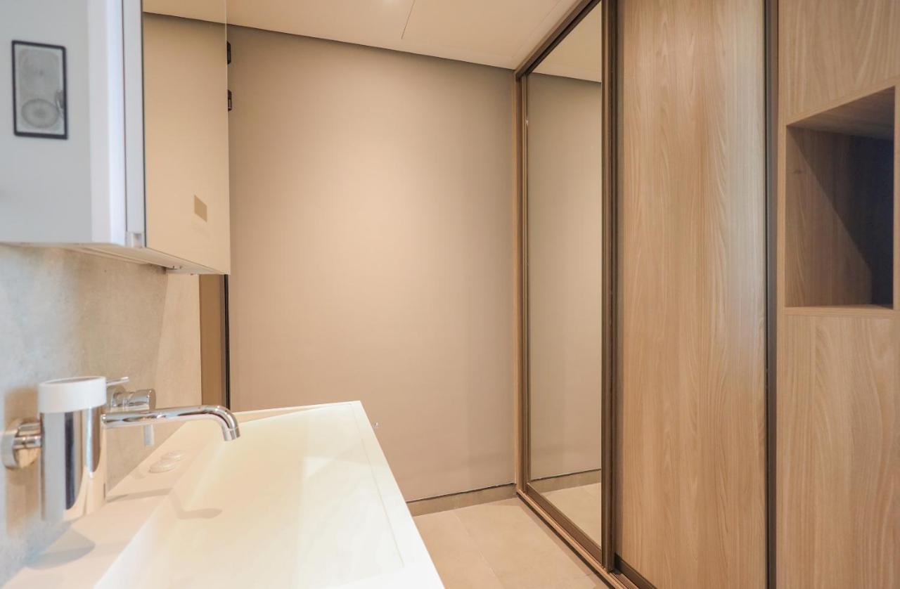 Elite Lux Homes - Luxurious 1br In Signature Livings Jvc - Apartment Dubai