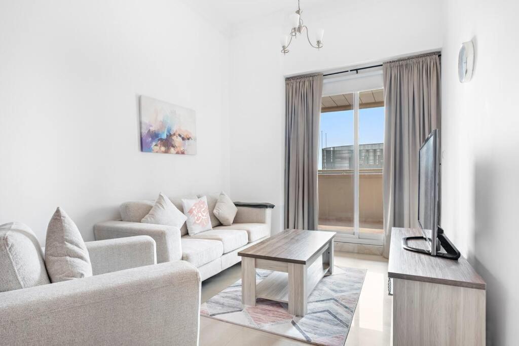 Apartment Stonetree - Furnished 1br With Spacious Balcony Dubai