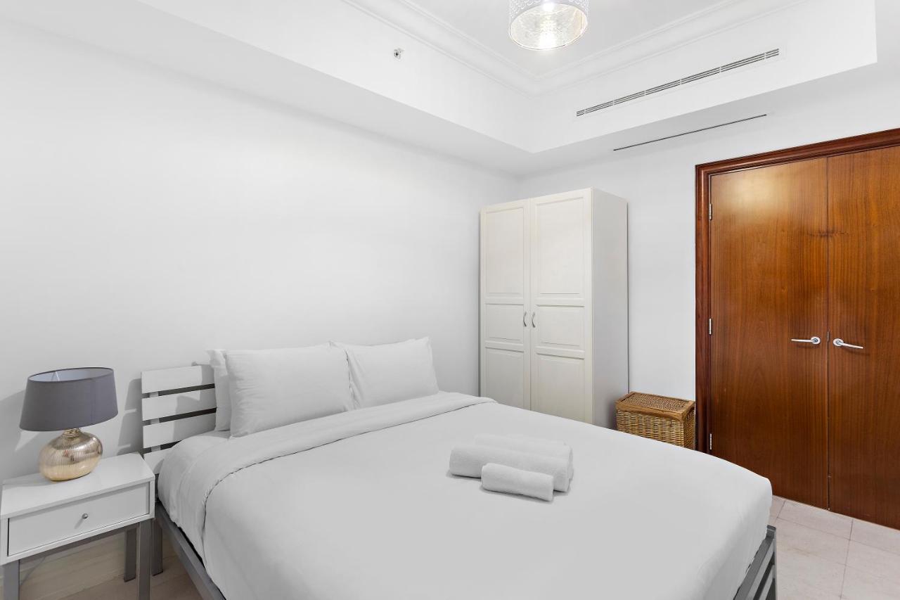 Lux 2br With Views Of Marina, Pool & Gym *