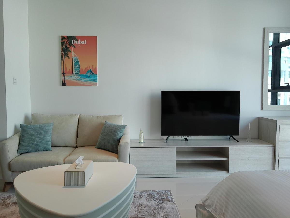 Apartment Appartment, Beach And Rooftop Infinity Pool Access