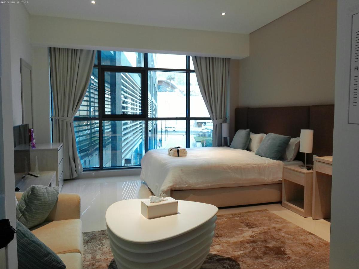 Appartment, Beach And Rooftop Infinity Pool Access Apartment Dubai