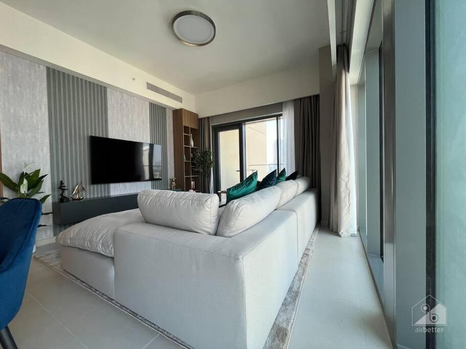 Apartment Dreamy Getaway 4b In Burj Royale Downtown Dubai