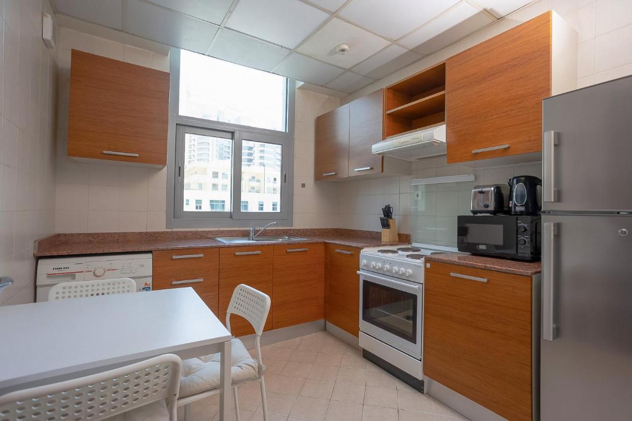 Stonetree - Dec Tower Studio - Dubai Marina