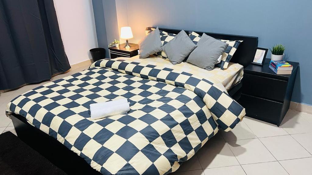 Beautiful Bedroom In Marina Near Blue Water * Dubai