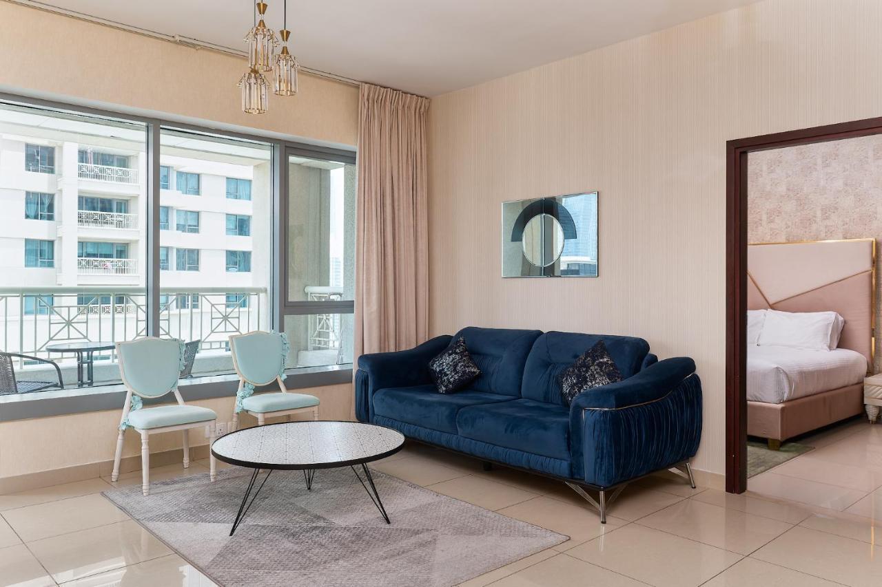 Bellavista - Graceful - 1 Bedroom - 29 Boulevard - With Burj Khalifa View Apartment Dubai