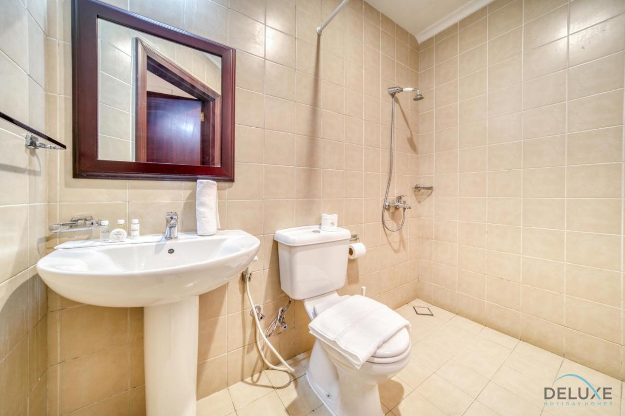 Premier 6br With Assistant's And Private Pool In Frond E Palm Jumeirah By Deluxe Homes * Dubai