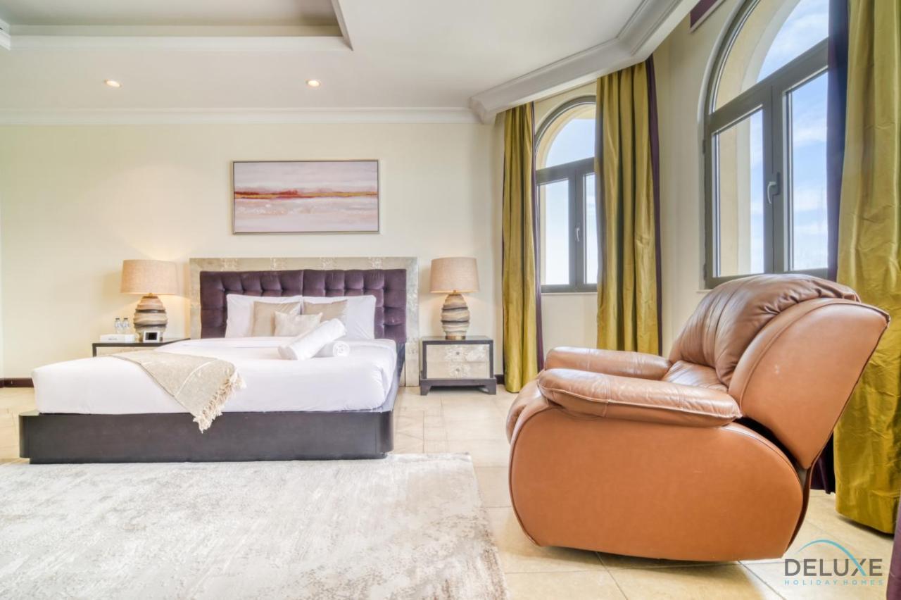 Apartment Premier 6br With Assistant's And Private Pool In Frond E Palm Jumeirah By Deluxe Homes Dubai