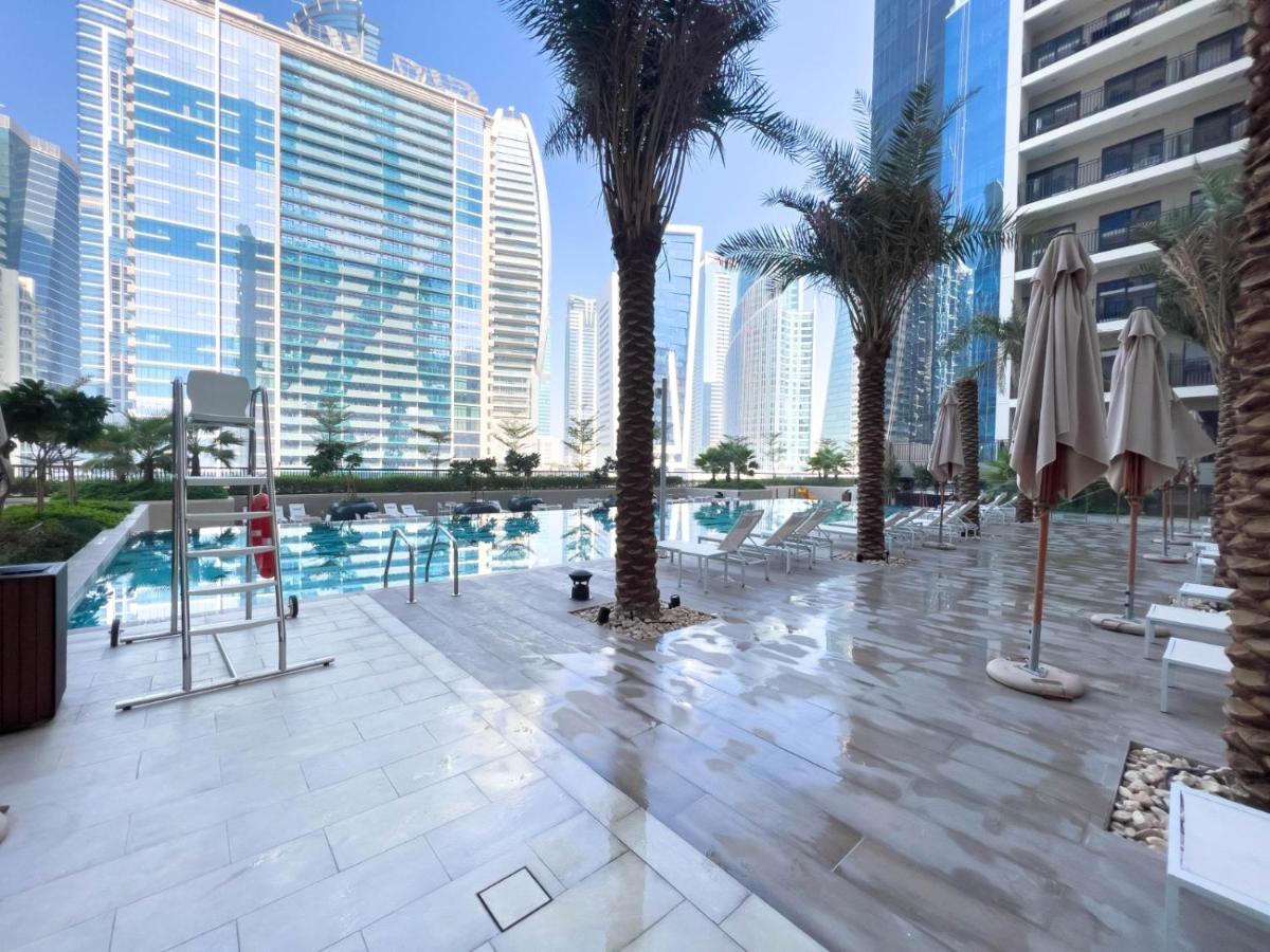 Cozy & Modern 1br In Business Bay Walking Distance To The Metro * Dubai