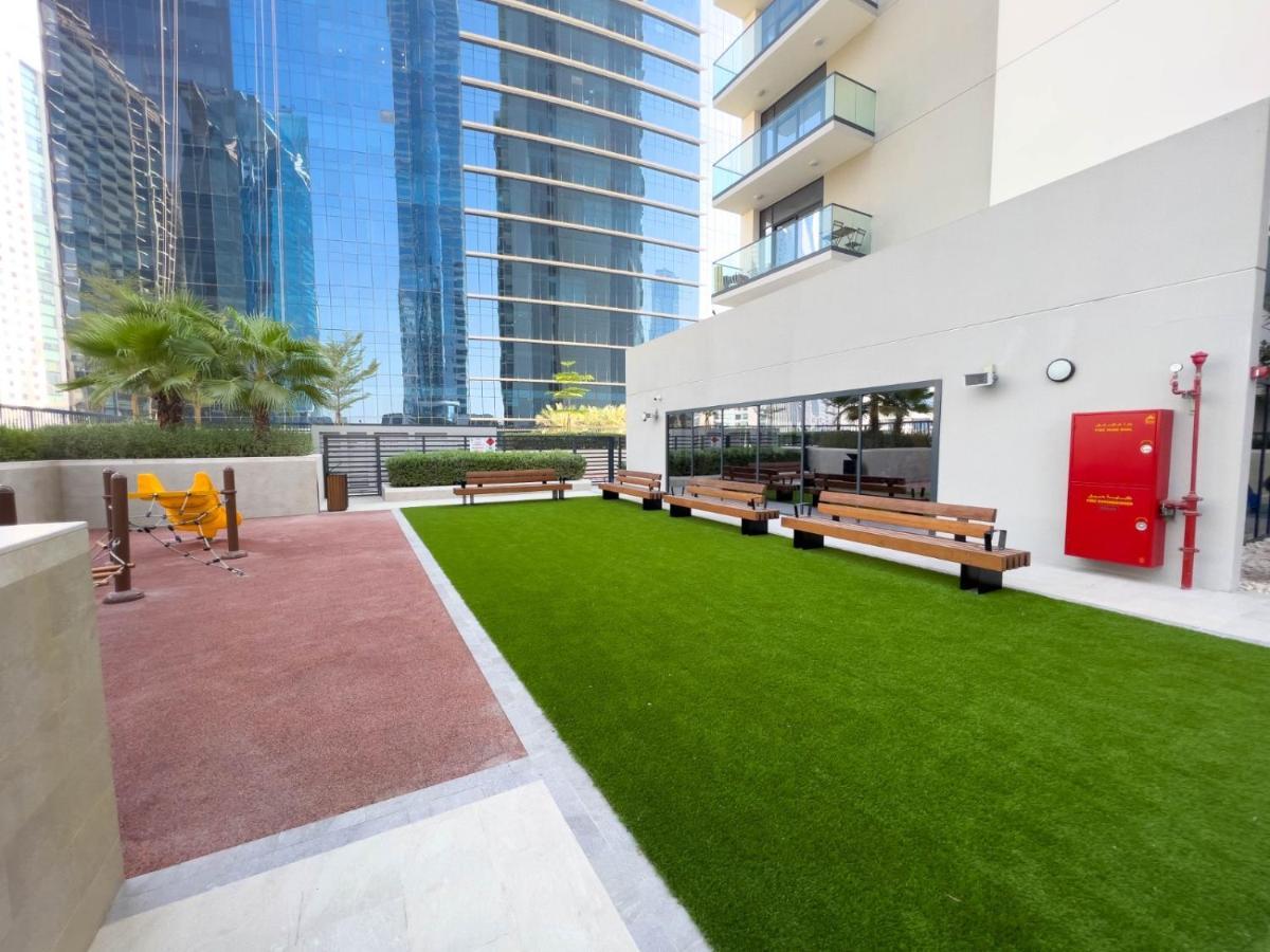 Cozy & Modern 1br In Business Bay Walking Distance To The Metro *