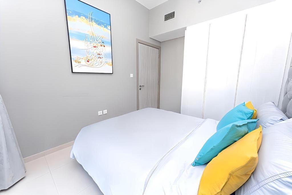 Cozy & Modern 1br In Business Bay Walking Distance To The Metro Apartment