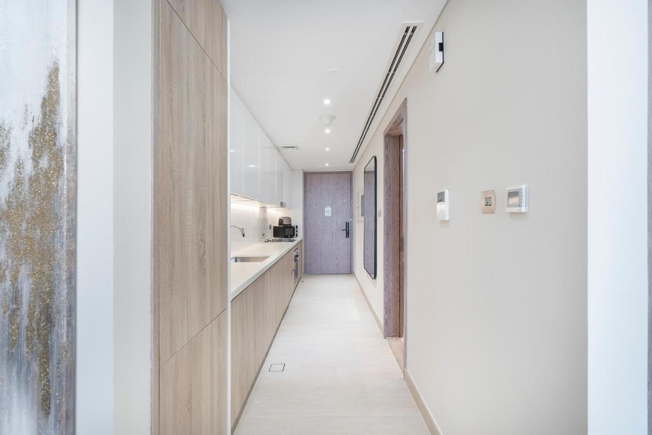 Apartment Dive Into Luxury At Liv - Suiteable *