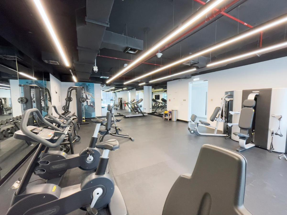 Dive Into Luxury At Liv - Suiteable Apartment Dubai