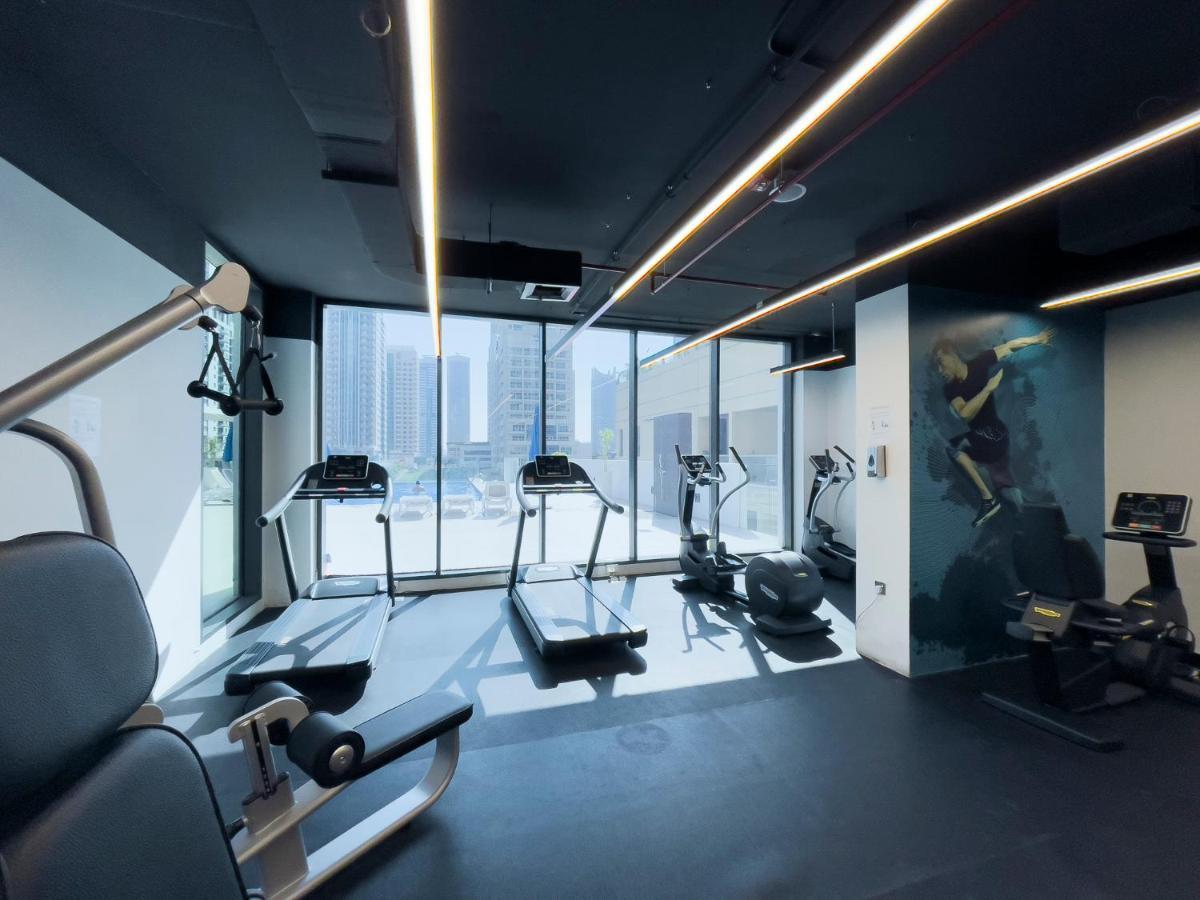 Dive Into Luxury At Liv - Suiteable * Dubai