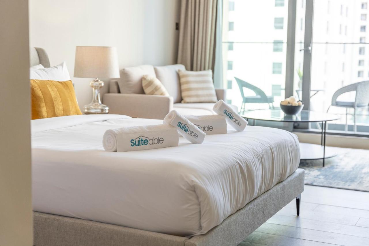 Dive Into Luxury At Liv - Suiteable * Dubai