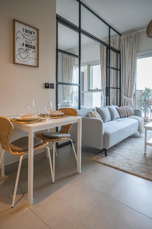 Apartment Cozy In Hills Dubai
