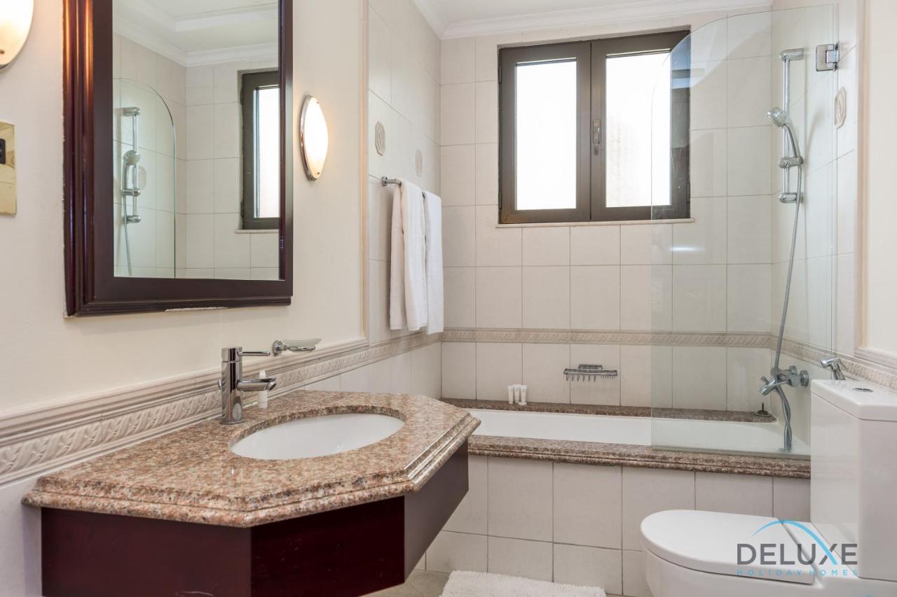 Apartment Charming 5br With Assistant's And Private Pool On Palm Jumeirah By Deluxe Dubai