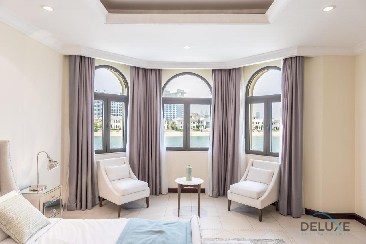 Charming 5br With Assistant's And Private Pool On Palm Jumeirah By Deluxe Dubai