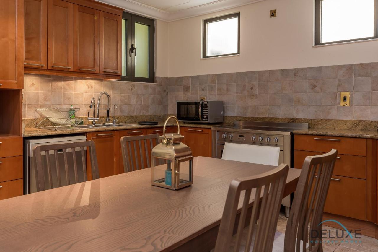 Apartment Charming 5br With Assistant's And Private Pool On Palm Jumeirah By Deluxe