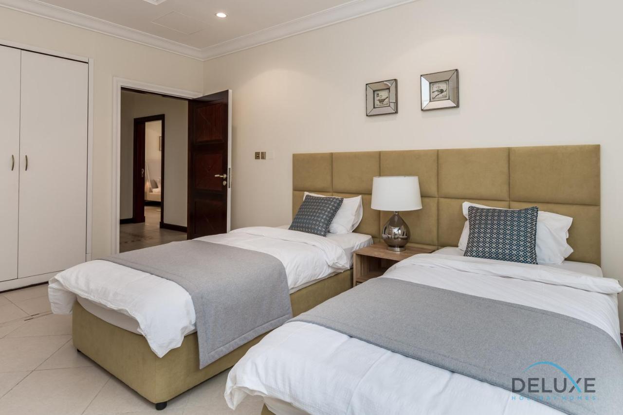 Charming 5br With Assistant's And Private Pool On Palm Jumeirah By Deluxe Apartment Dubai