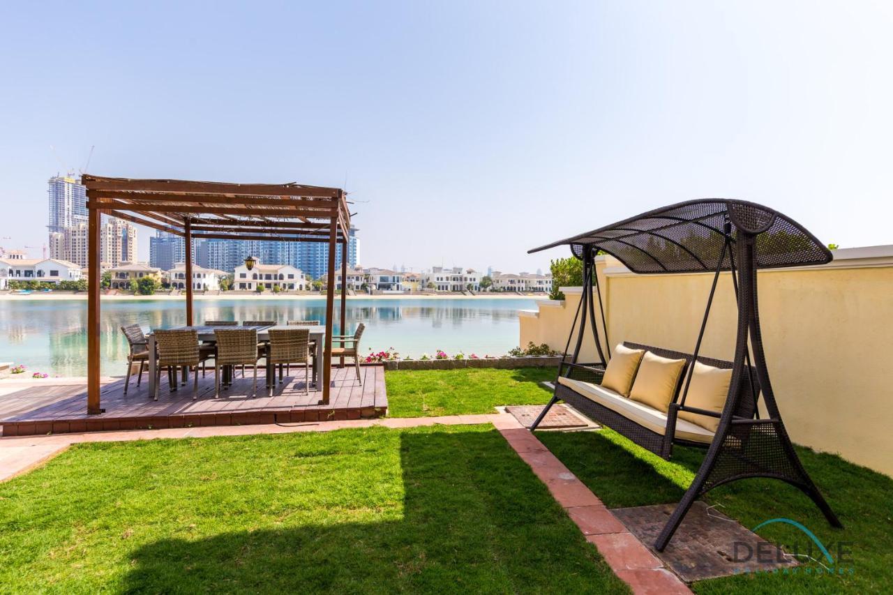 Charming 5br With Assistant's And Private Pool On Palm Jumeirah By Deluxe Apartment
