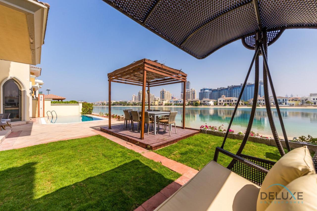 Charming 5br With Assistant's And Private Pool On Palm Jumeirah By Deluxe
