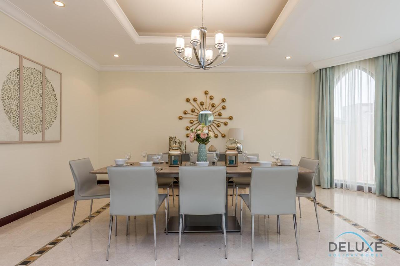 Charming 5br With Assistant's And Private Pool On Palm Jumeirah By Deluxe