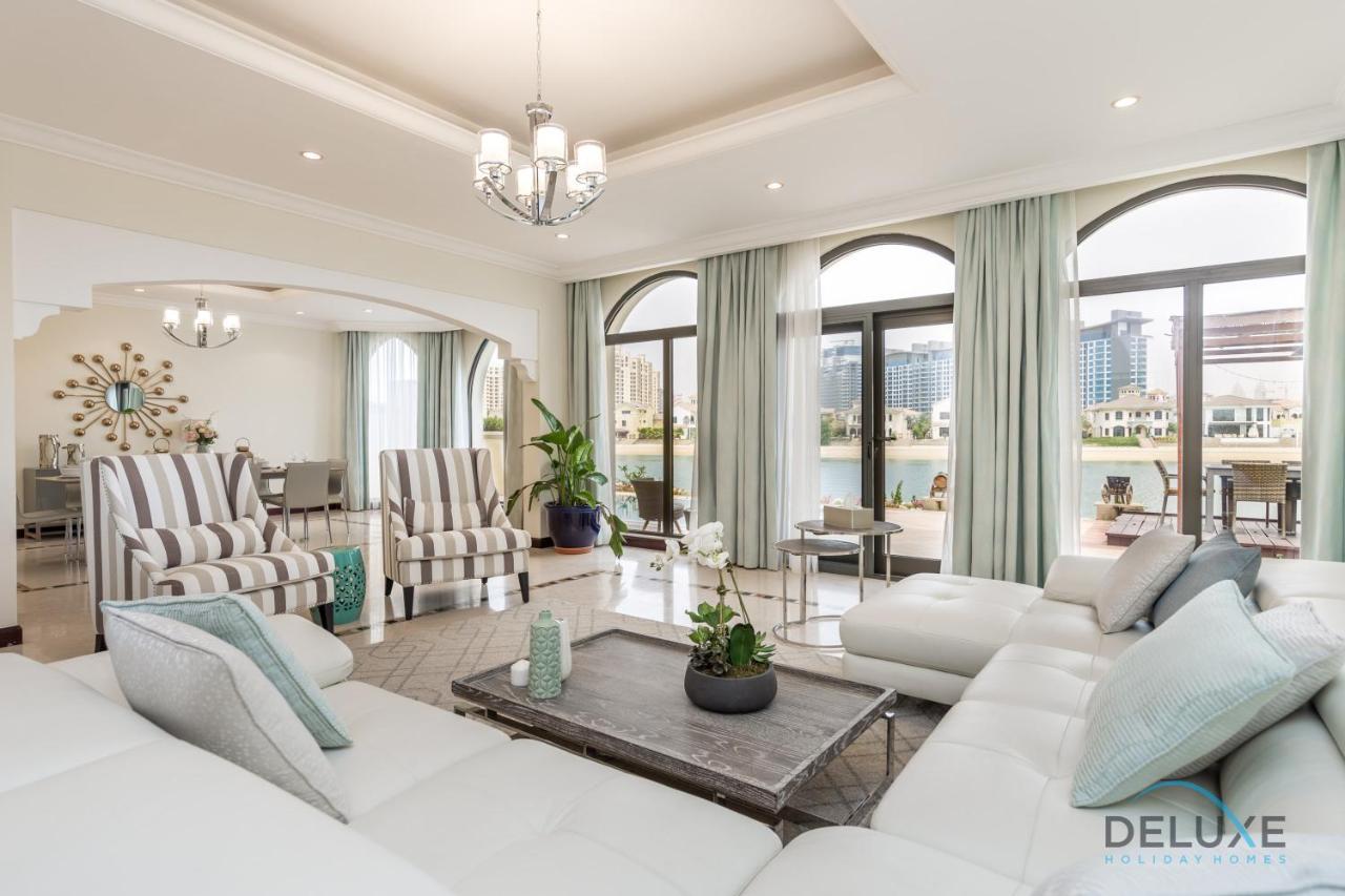Charming 5br With Assistant's And Private Pool On Palm Jumeirah By Deluxe Apartment