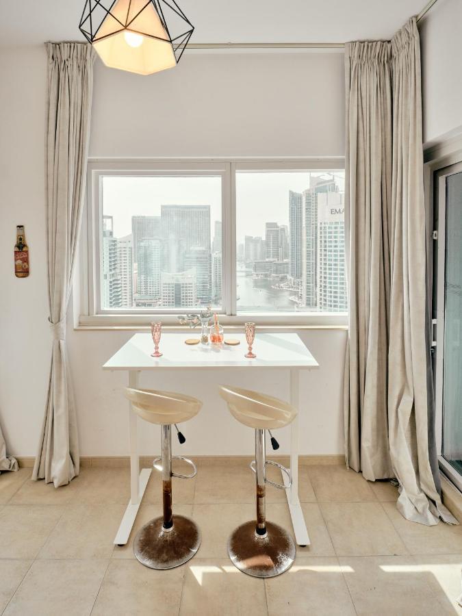Luxury 2 Bedroom With Full Marina View Dubai