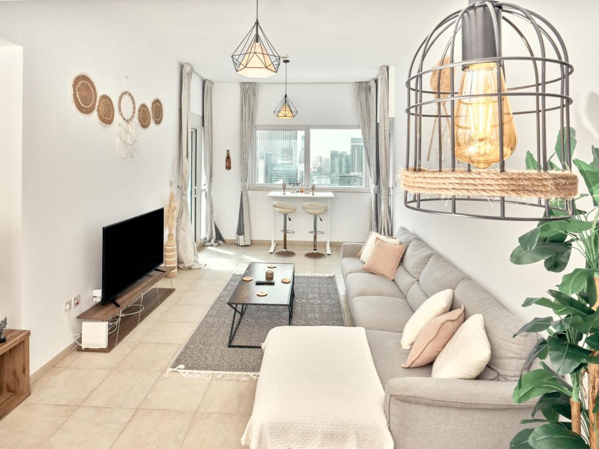 Luxury 2 Bedroom With Full Marina View * Dubai