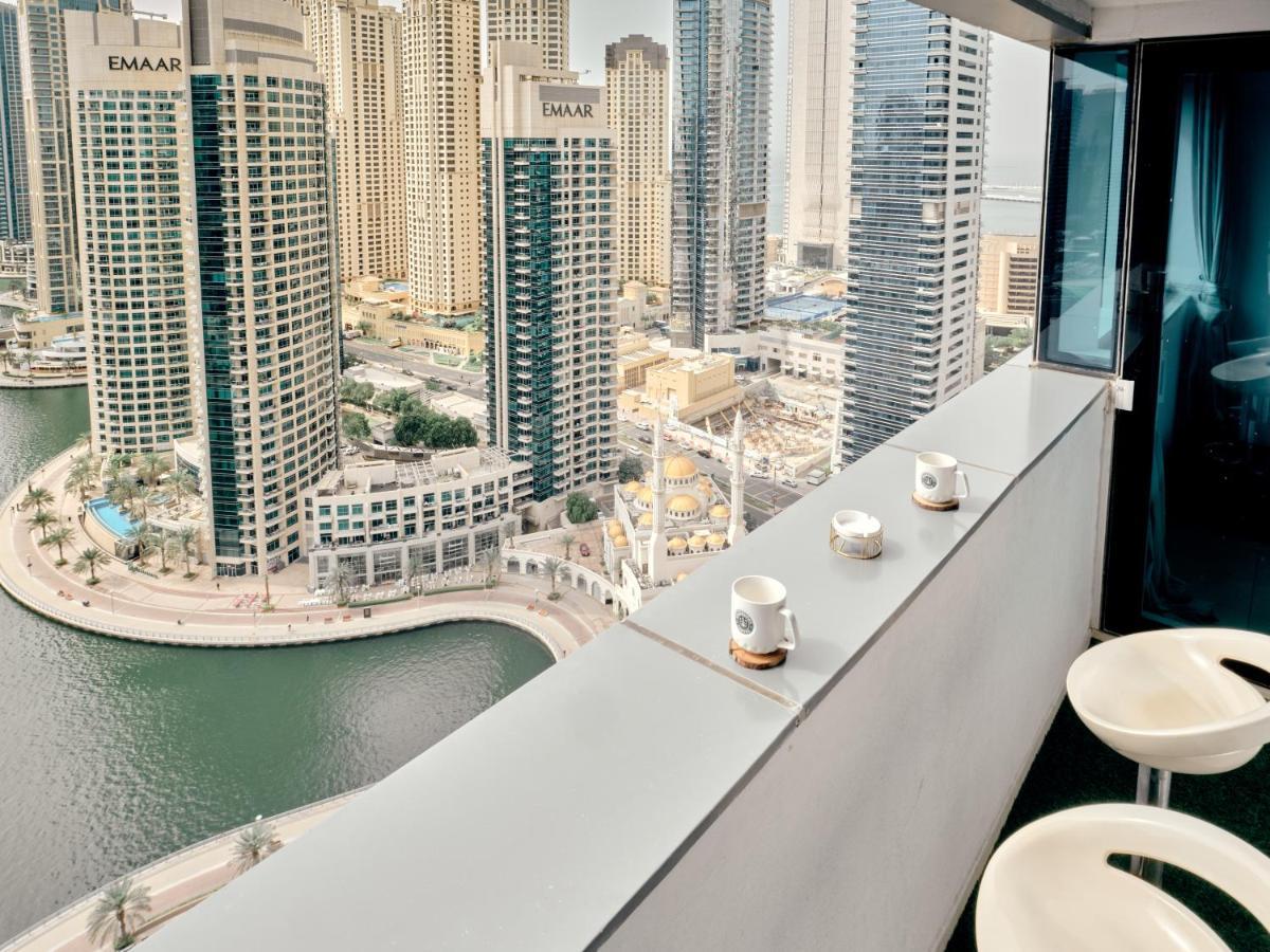 Apartment Luxury 2 Bedroom With Full Marina View Dubai